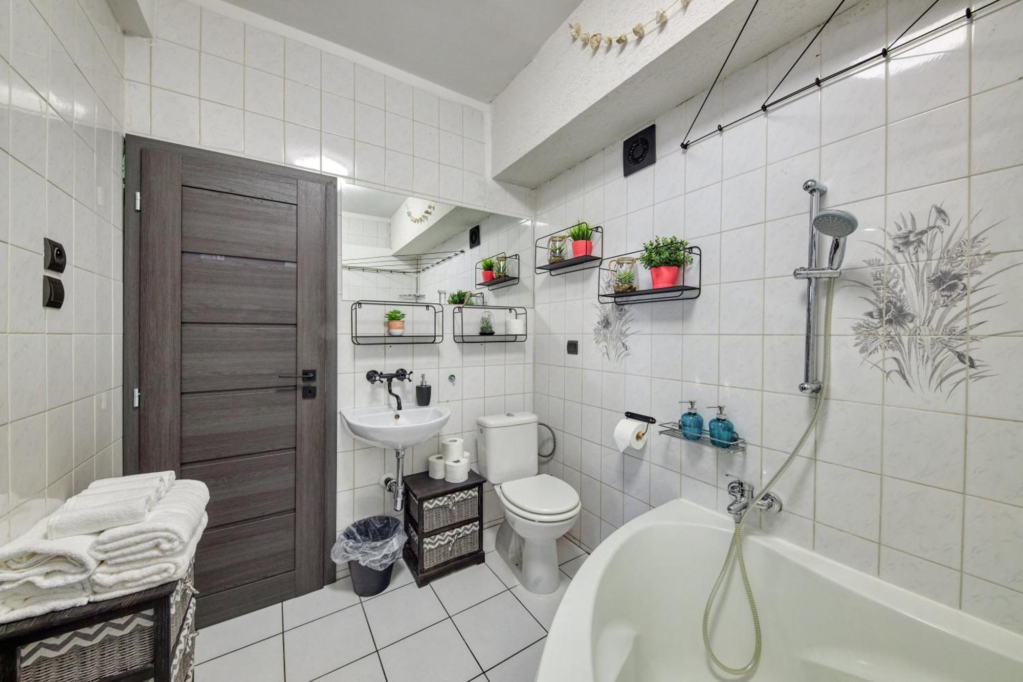 Mahalo Apartment Bratislava Buitenkant foto